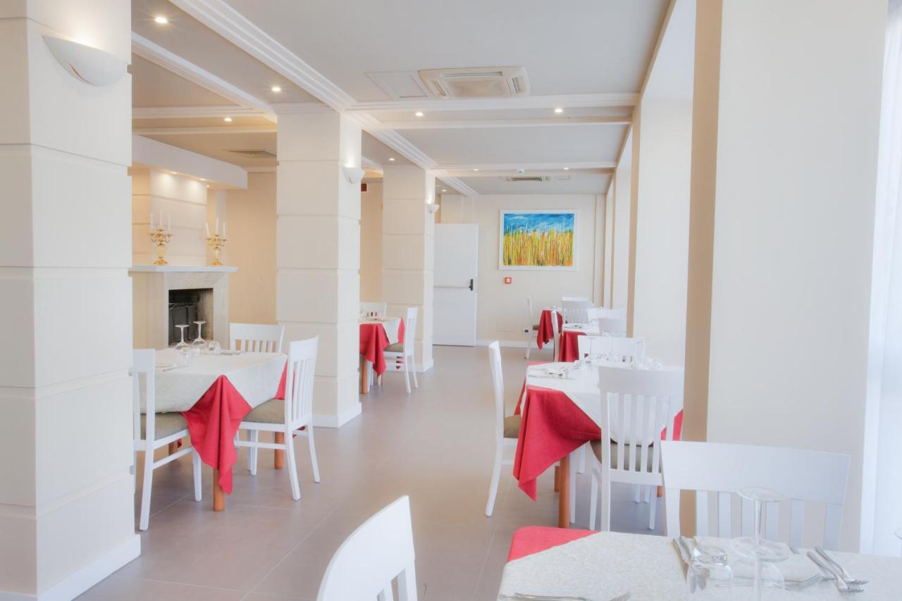 Relais Le Felci Executive Suite Spa Fiuggi Eksteriør billede