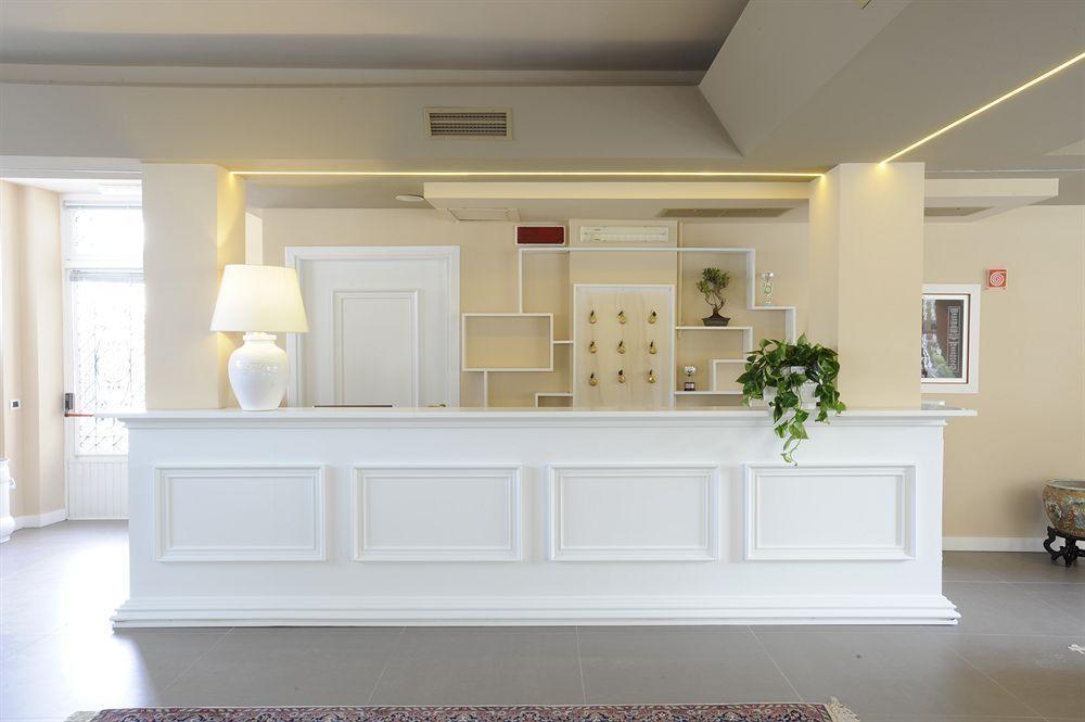 Relais Le Felci Executive Suite Spa Fiuggi Eksteriør billede